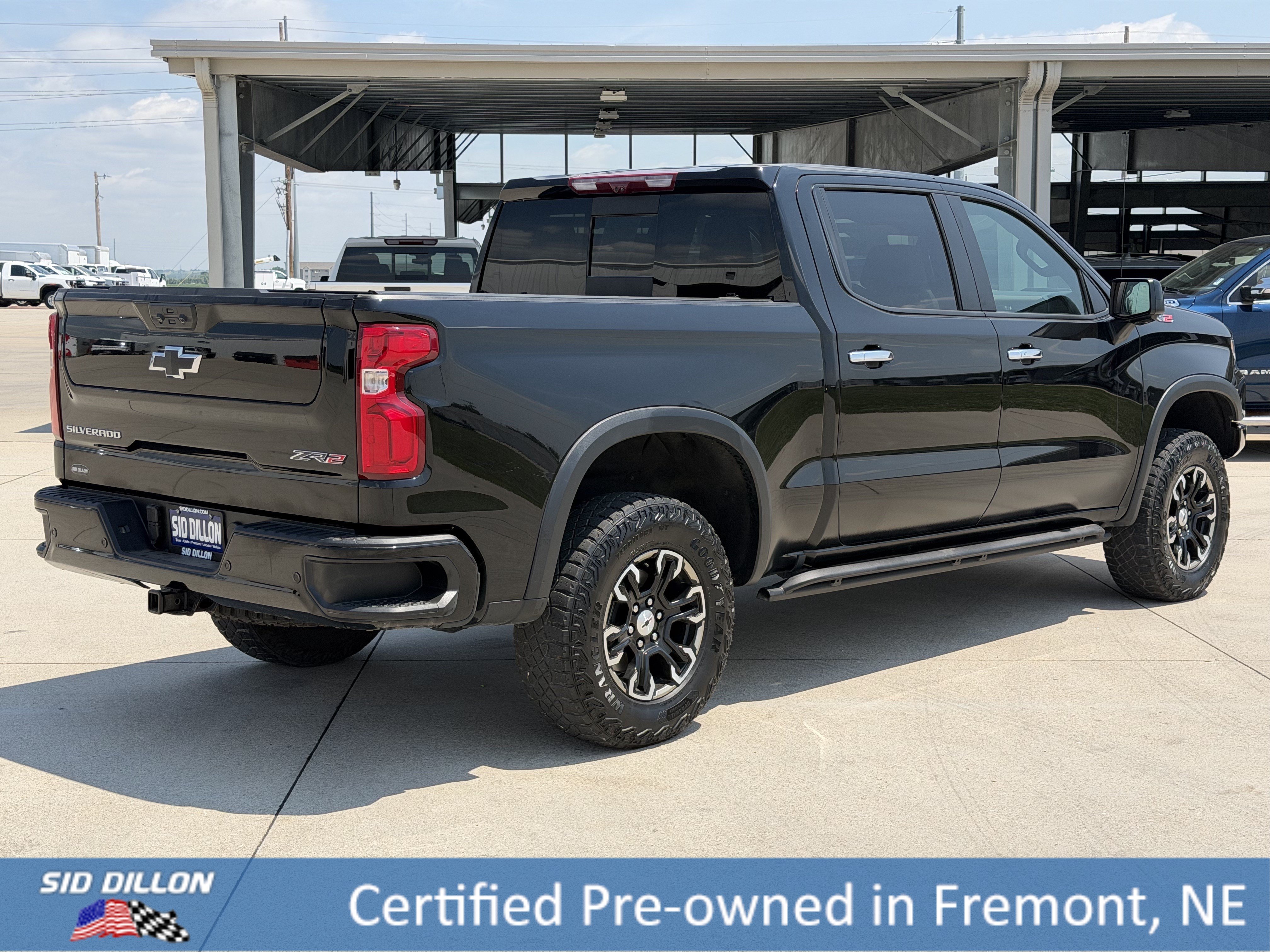 Used 2023 Black Chevrolet ZR2 image 15