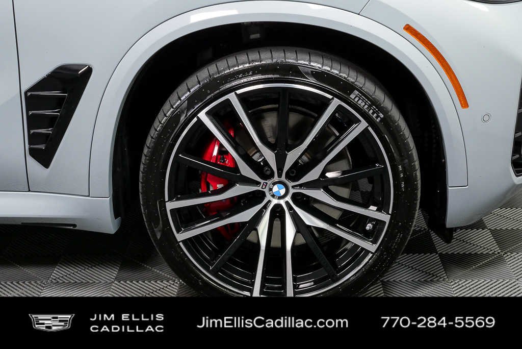 Used 2025 Brooklyn Grey Metallic BMW M60i image 39