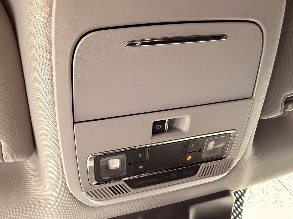 Used 2023 Silver Metallic Ford Lariat image 30