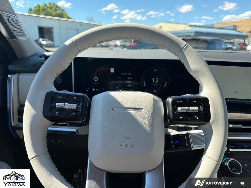New 2026 Ecotronic Gray Hyundai Limited image 14