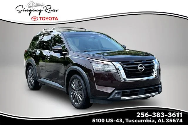 2022 Nissan Pathfinder SL 2WD's photo