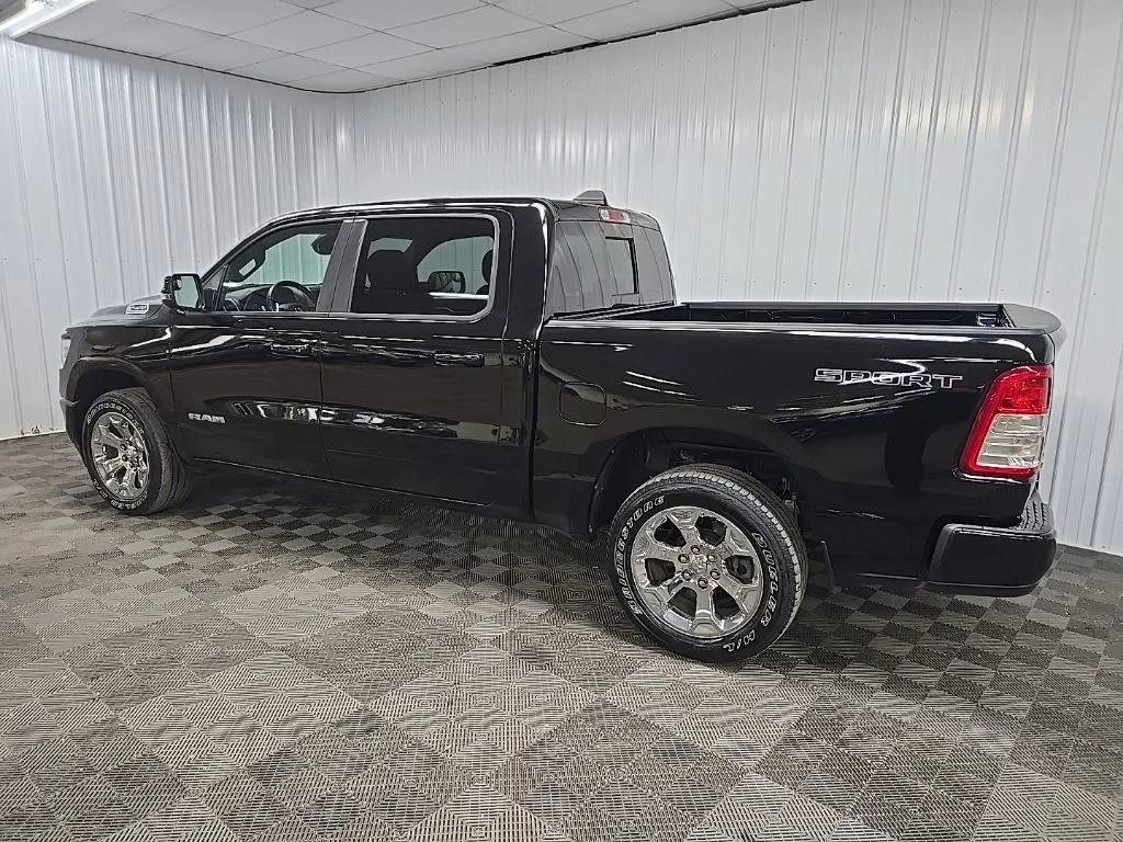 Used 2023 Diamond Black Ram Big Horn/Lone Star image 4
