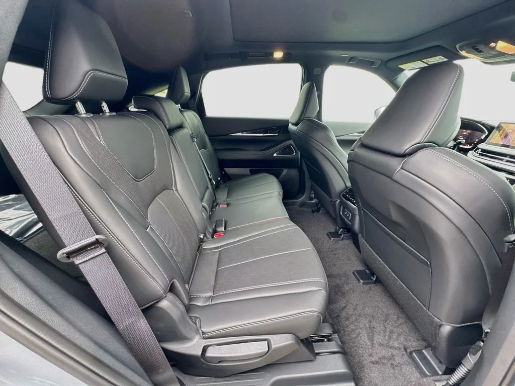 New 2027 Gray INFINITI SPORT image 29