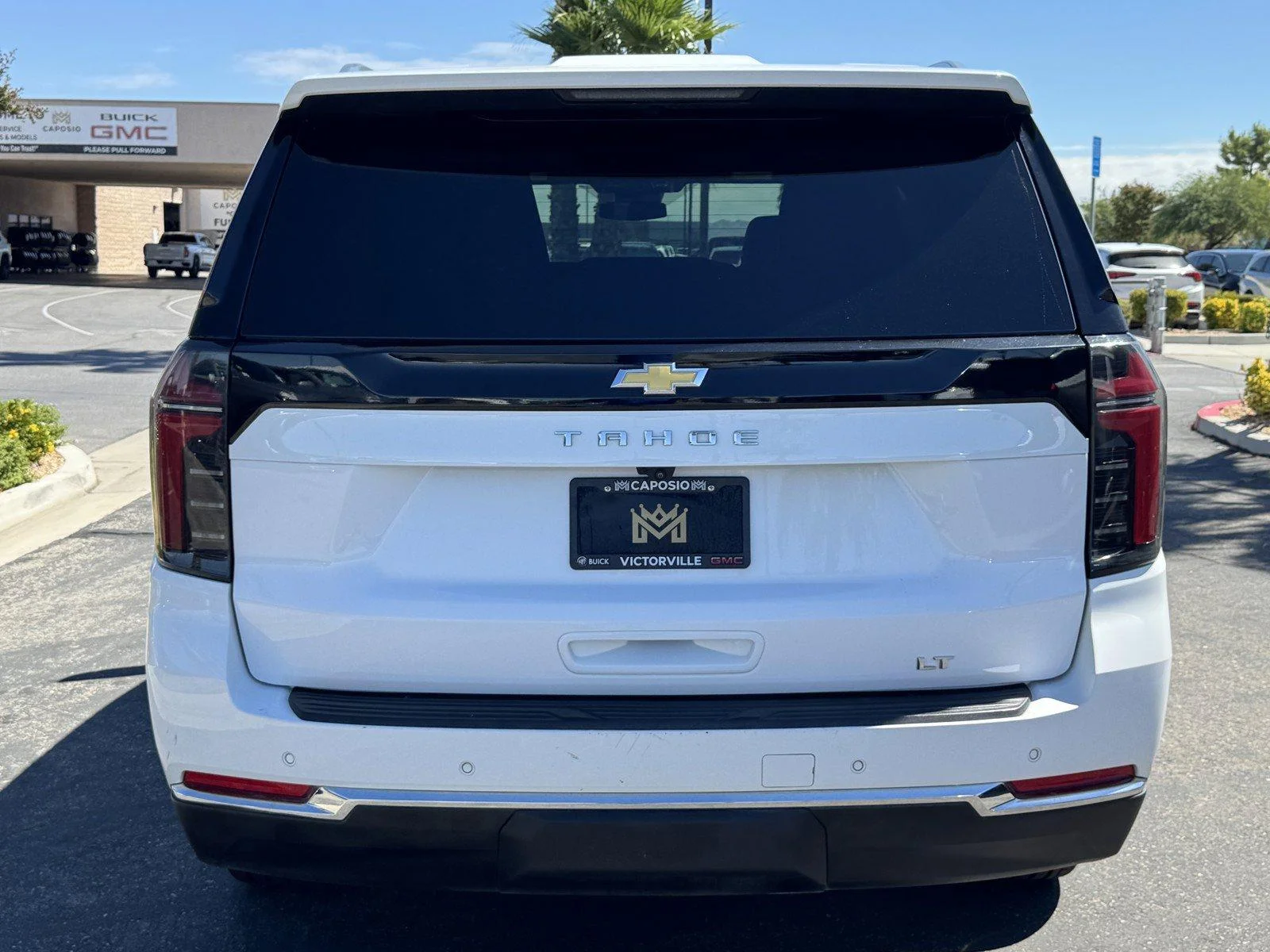 Used 2025 Summit White Chevrolet LT image 5