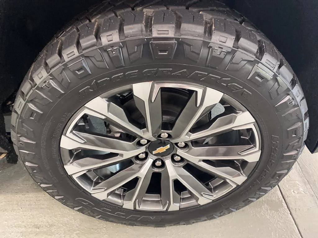 New 2026 Sterling Gray Metallic Chevrolet High Country image 7