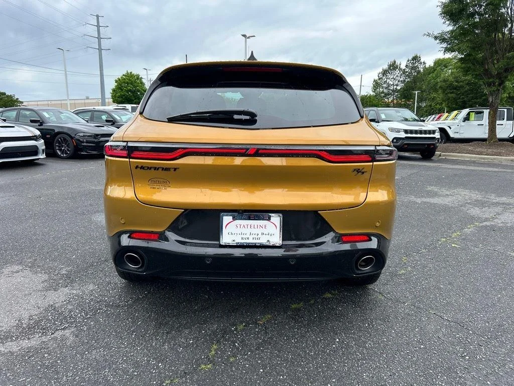 Used 2024 Acapulco Gold Dodge R/T Plus image 23