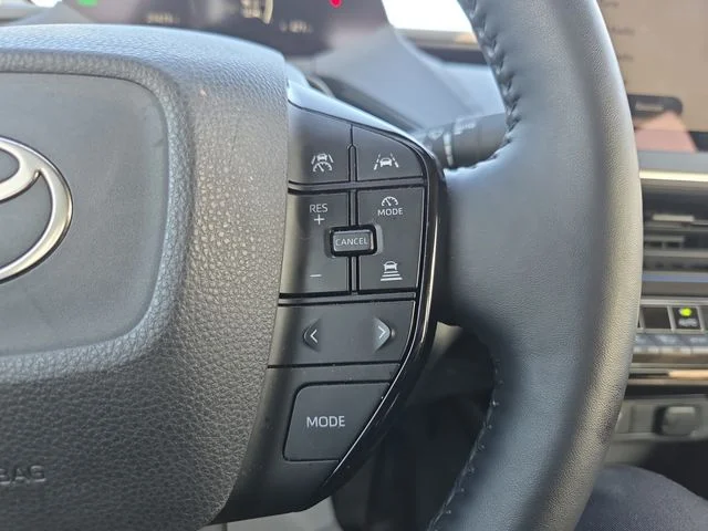 Used 2024  Toyota XLE image 20