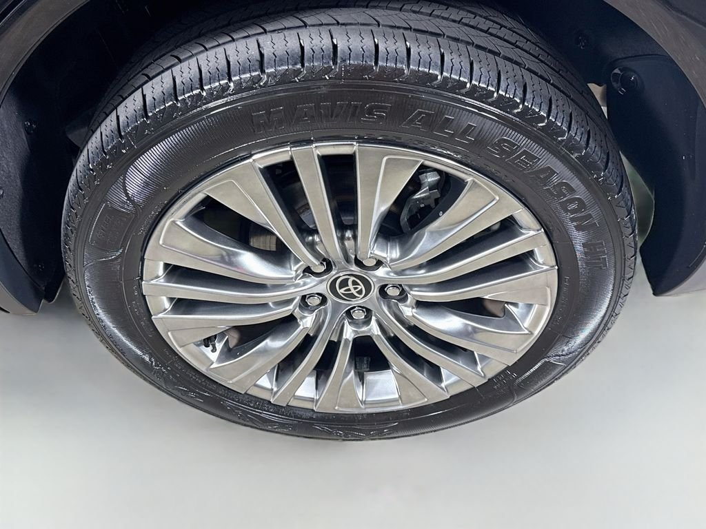 Used 2024 Black Toyota XLE image 9