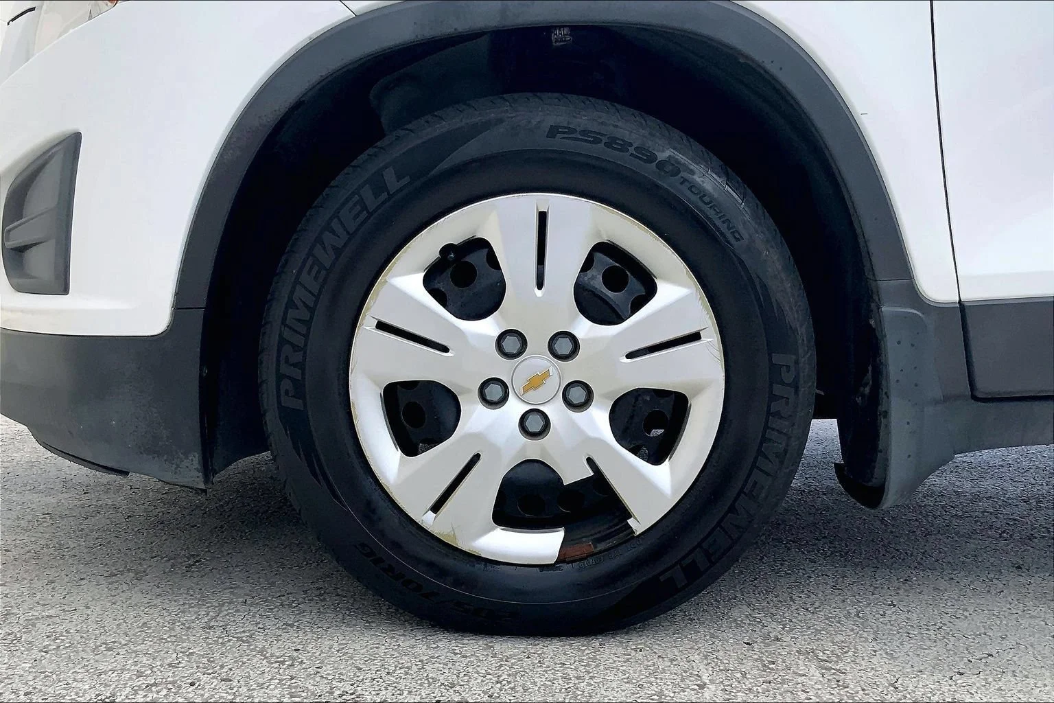 Used 2015 SUMMIT WHITE Chevrolet LS image 8