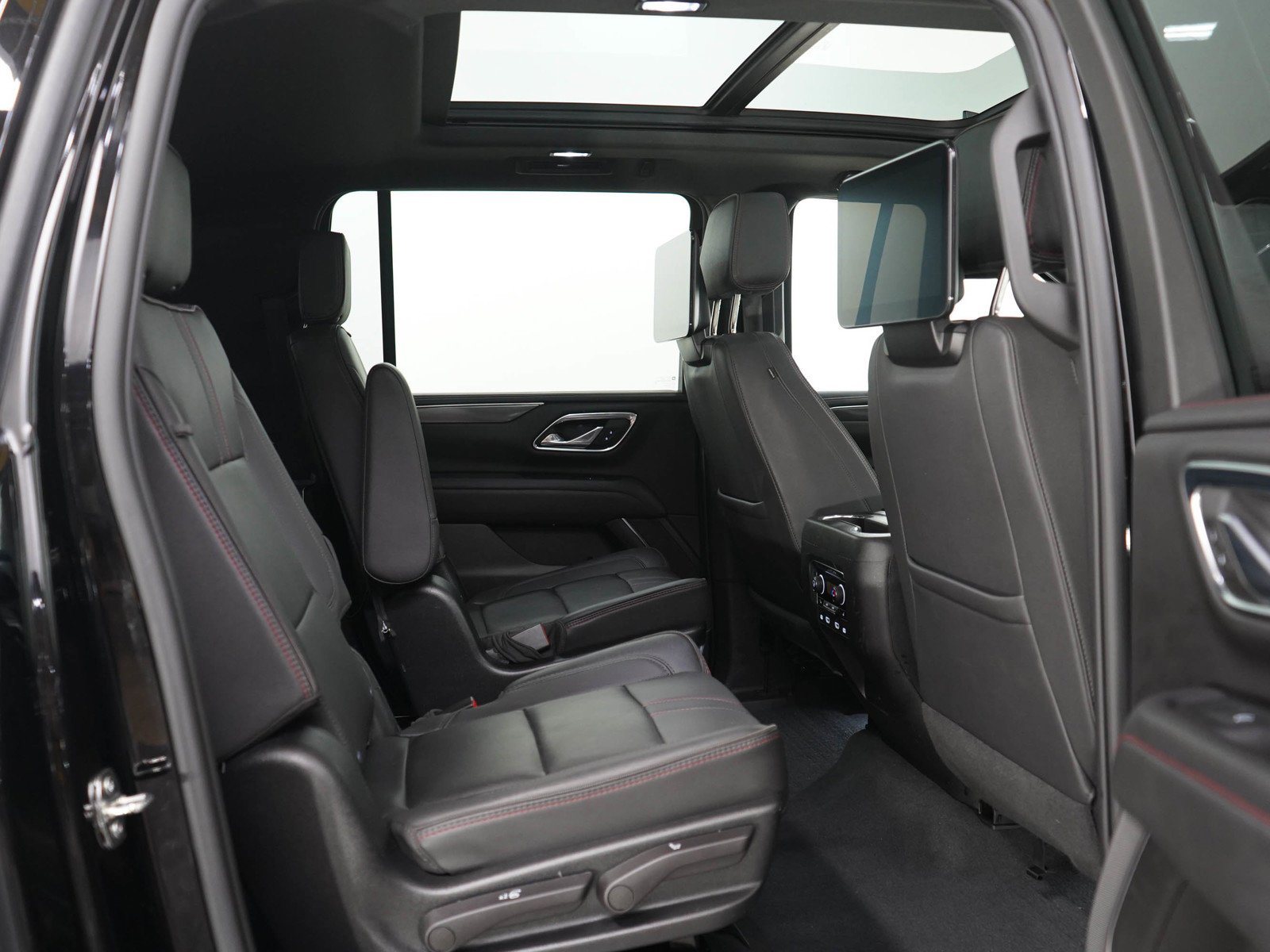 Used 2023 Black Chevrolet RST image 13