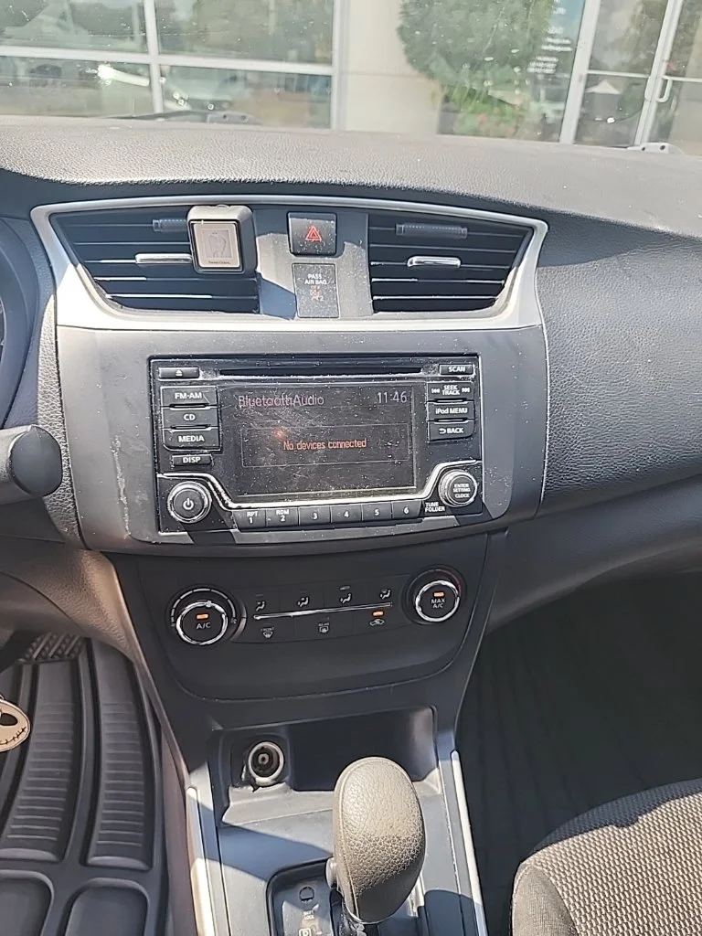 Used 2018 Silver Nissan S image 5