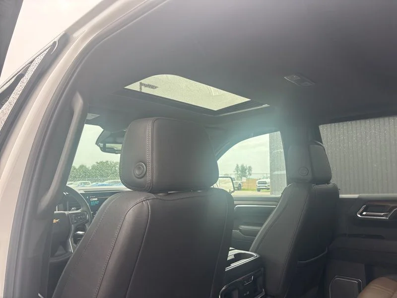 Used 2023 Beige Chevrolet High Country image 13