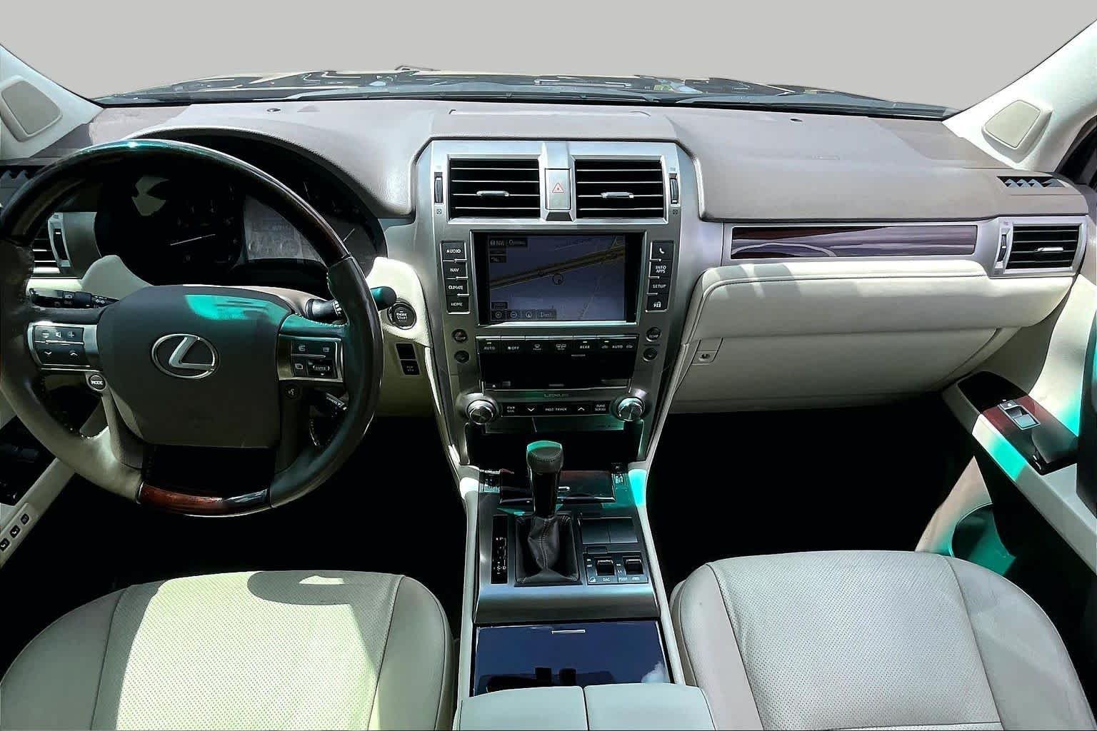 Used 2017 Black Onyx Lexus Premium image 15