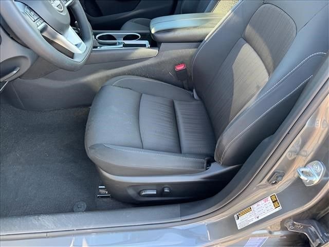 Used 2024 Gray Nissan 2.5 SV image 6