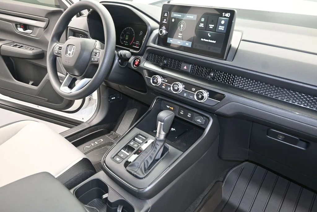 New 2026 Platinum White Pearl Honda LX image 24