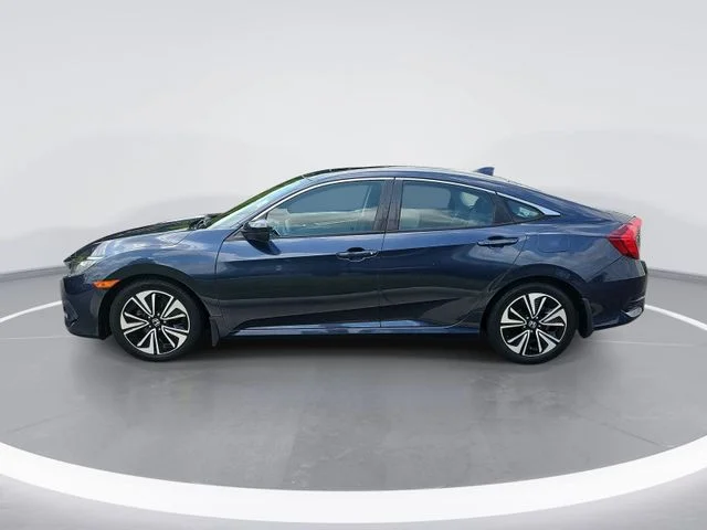 Used 2016  Honda EX-T image 2