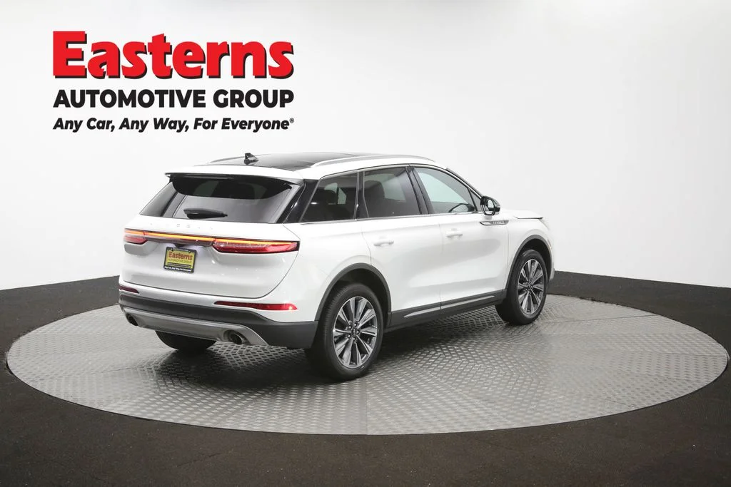 Used 2022 White Lincoln Reserve image 42