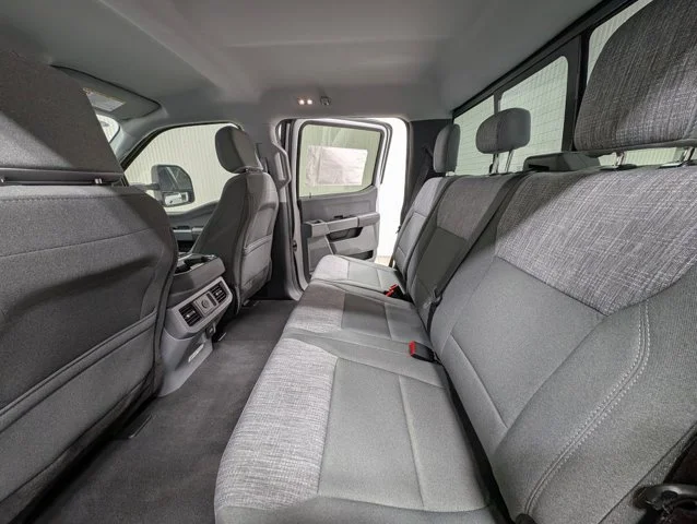 New 2026 Oxford White Ford F-250® XLT image 51