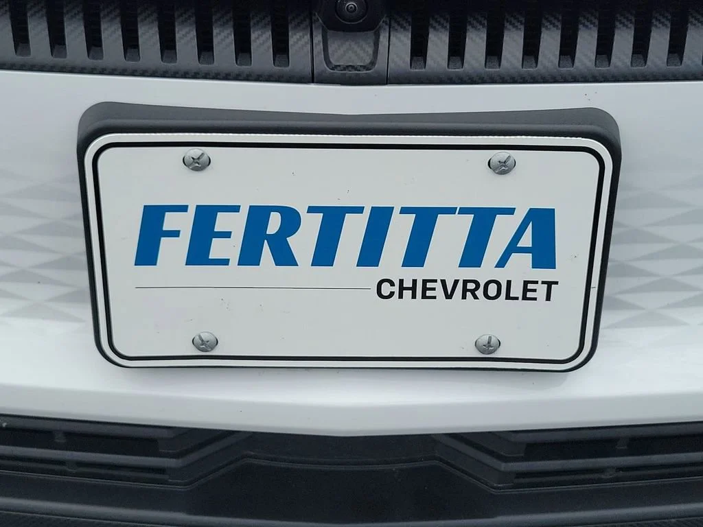 New 2026 Summit White Chevrolet LT image 23