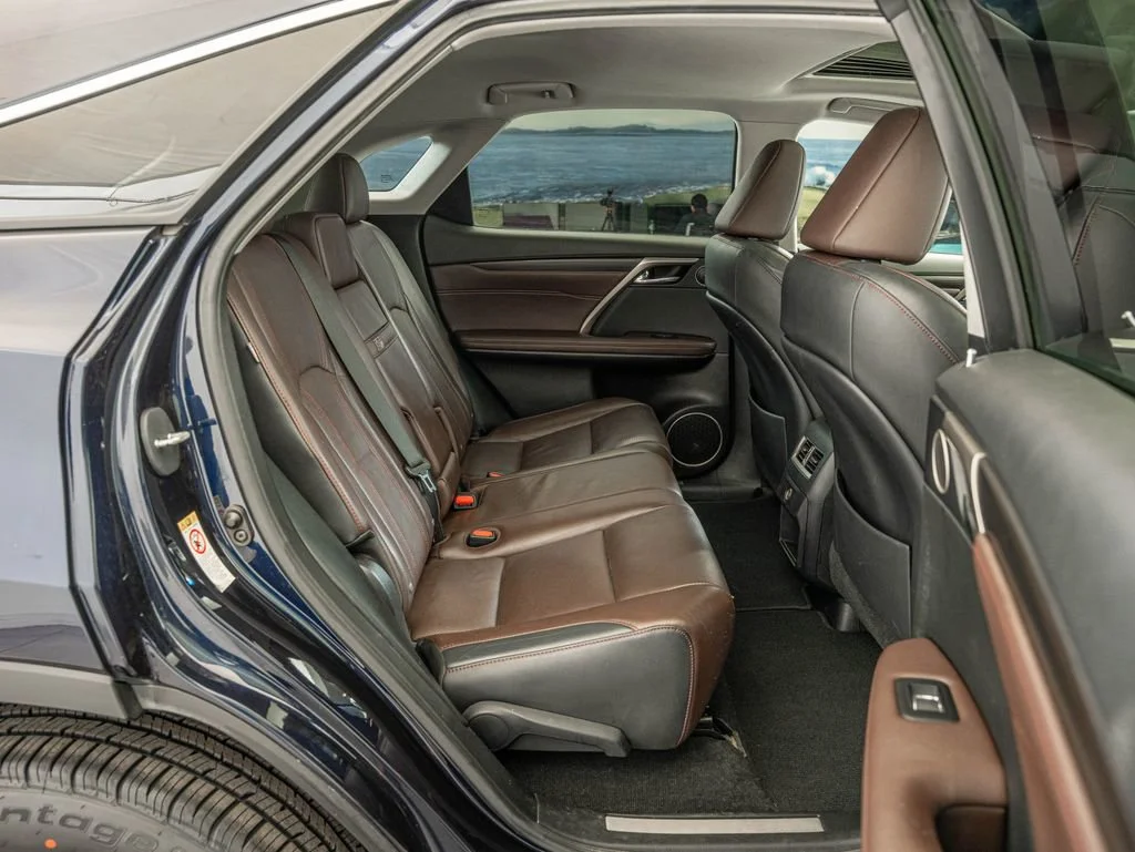 Used 2017 Mica Lexus 350 image 33