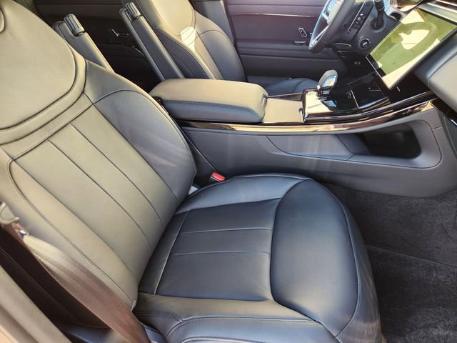 Used 2025 Red Land Rover S image 10