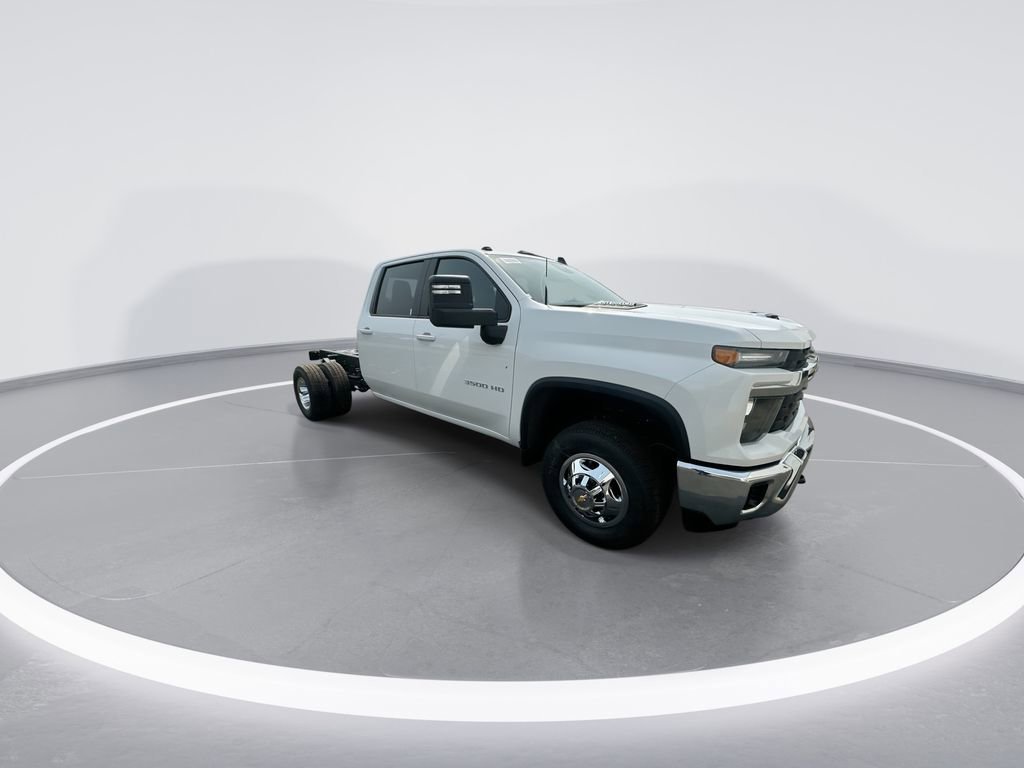 New 2026 Summit White Chevrolet LT image 2