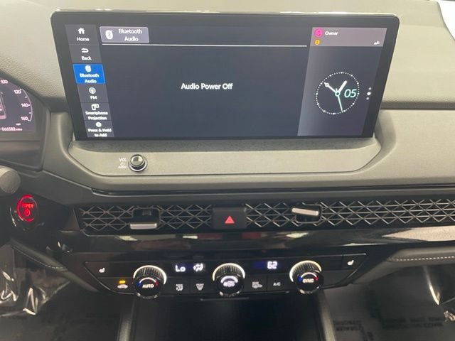 Used 2024 Gray Honda EX-L image 3