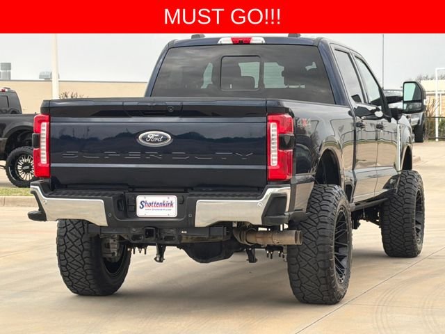 Used 2024 Blue Ford Lariat image 9