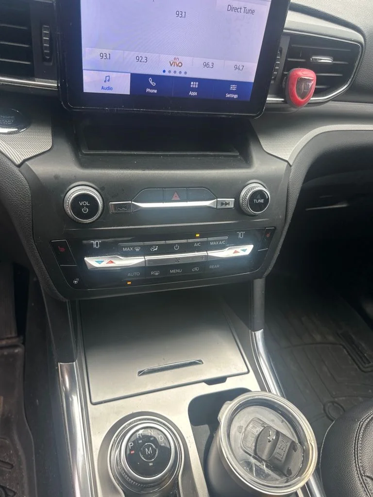 Used 2020 White Ford XLT image 4
