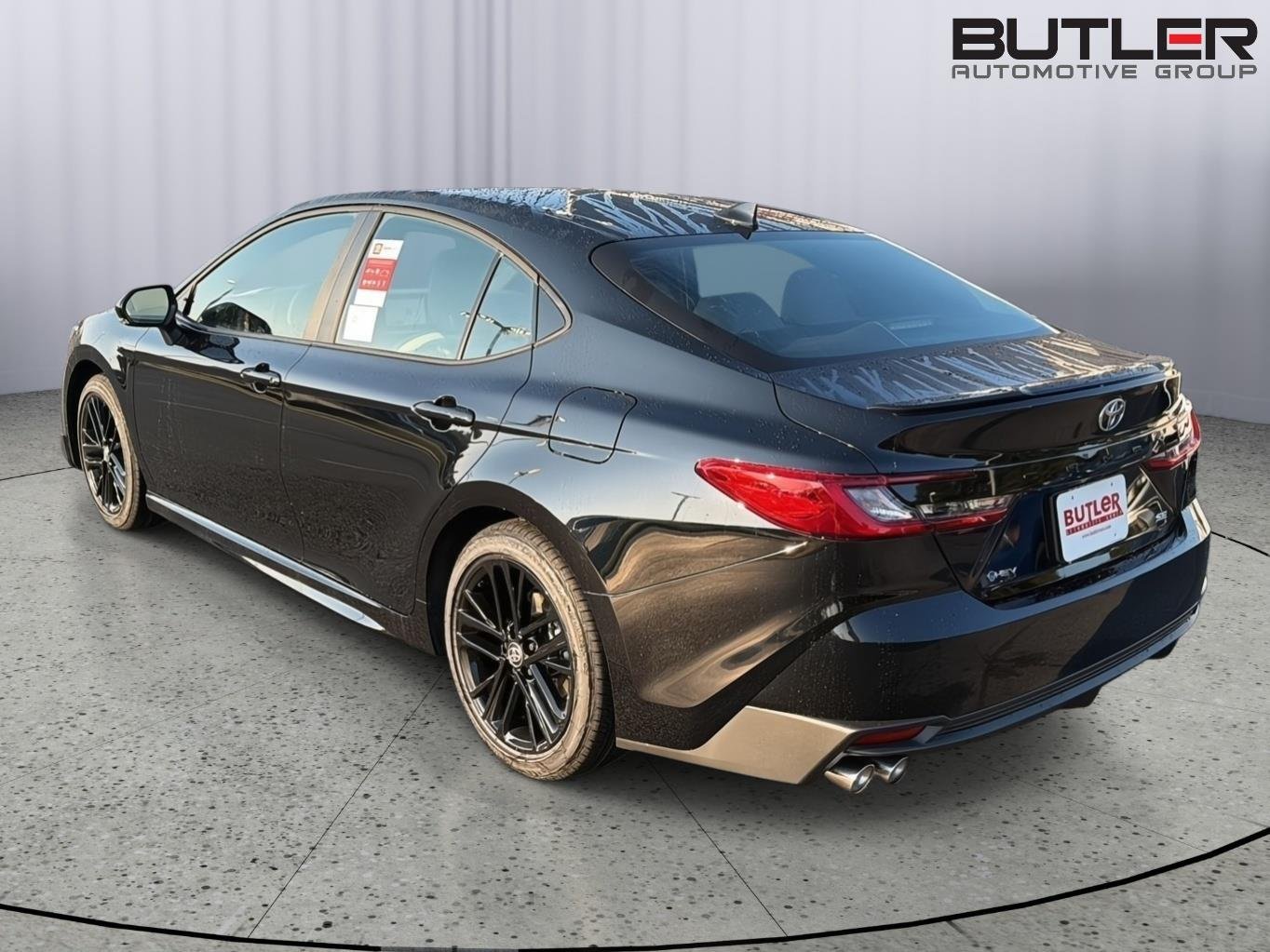 New 2026 Midnight Black Metallic Toyota SE image 4