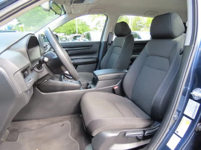 2024 Honda CR-V LX - Photo 11