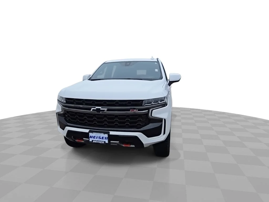 Certified Used 2021 White Chevrolet Z71 image 3