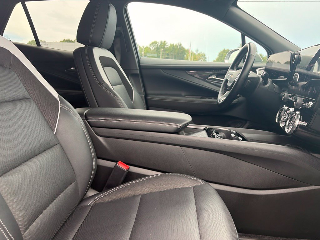 Used 2024 Sterling Gray Metallic Chevrolet LT image 45