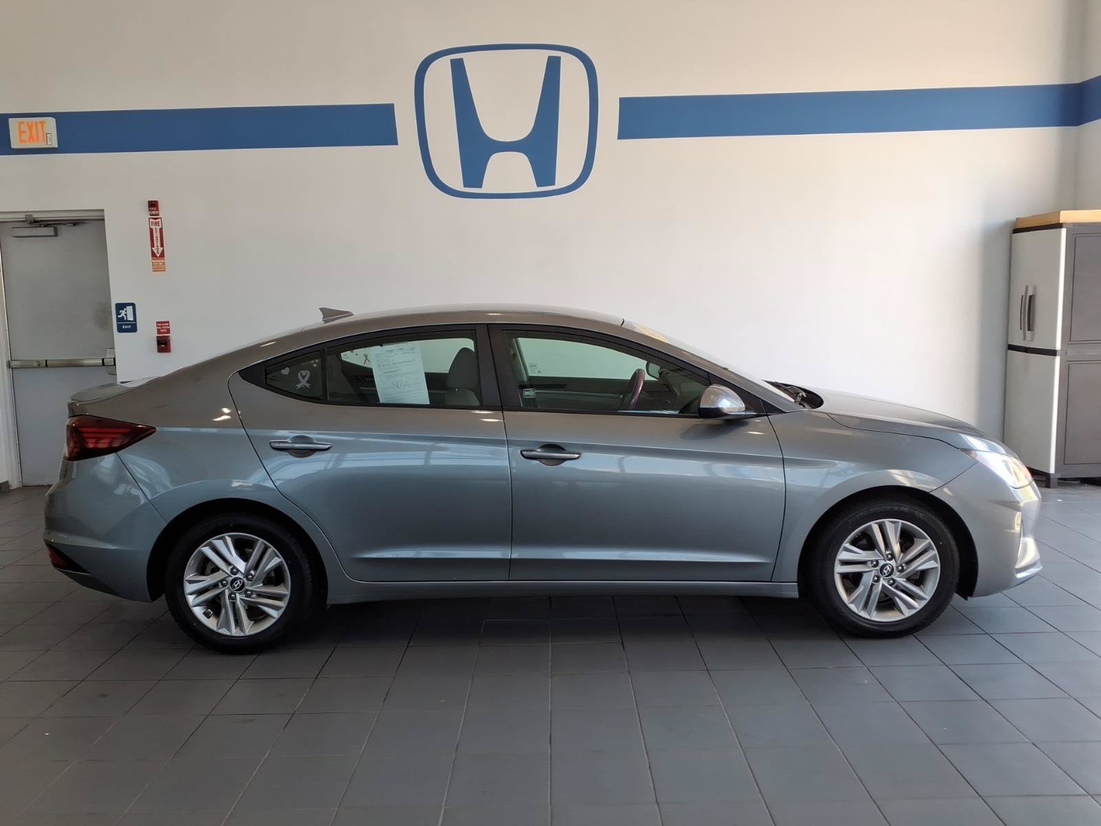 Used 2019 Galactic Gray Hyundai SEL image 4