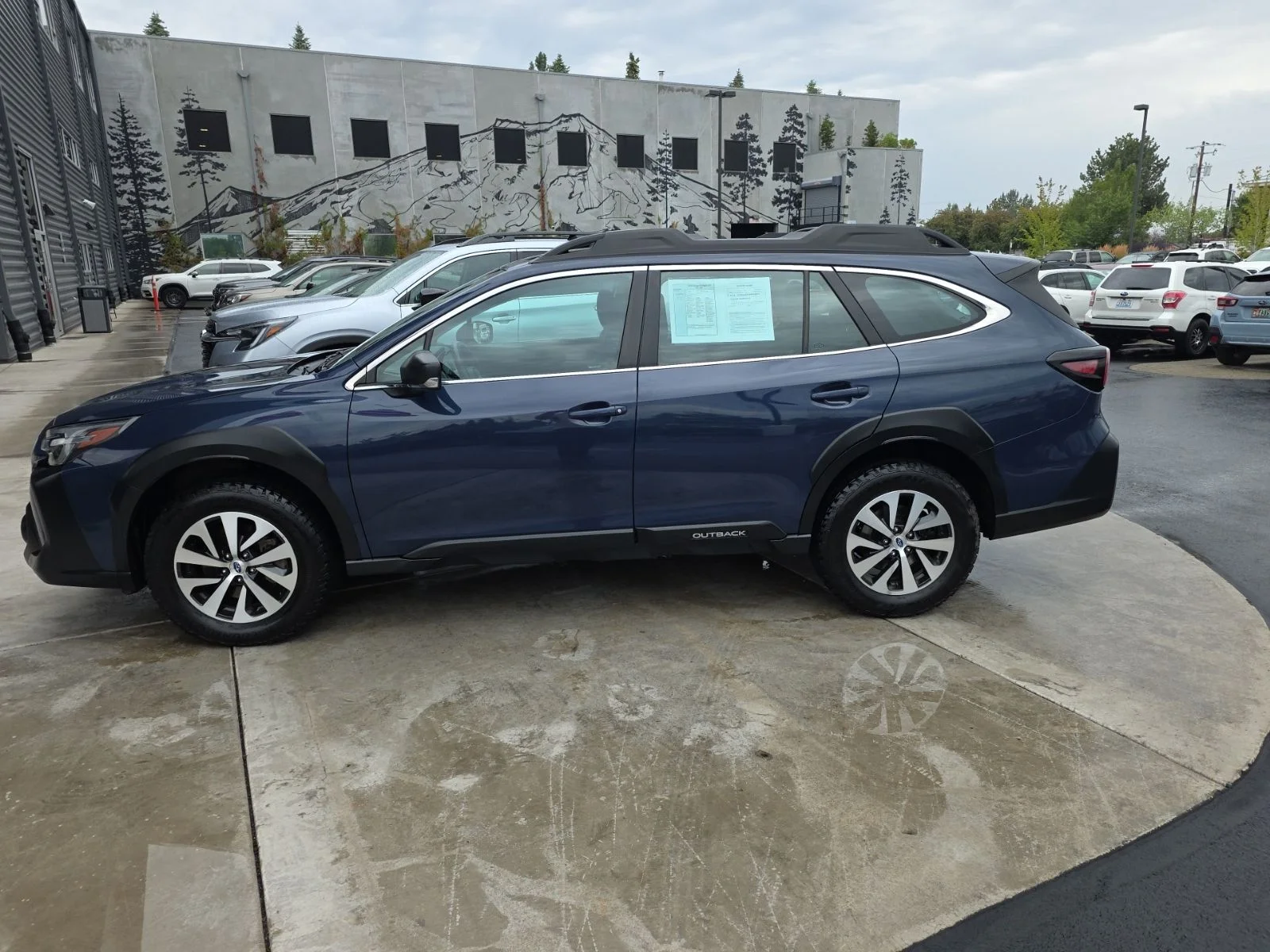 Used 2023 Cosmic Blue Subaru 2.5i image 8