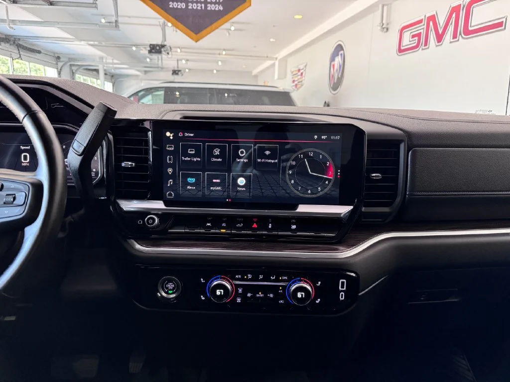 2024 GMC Sierra 1500 Elevation - Photo 19