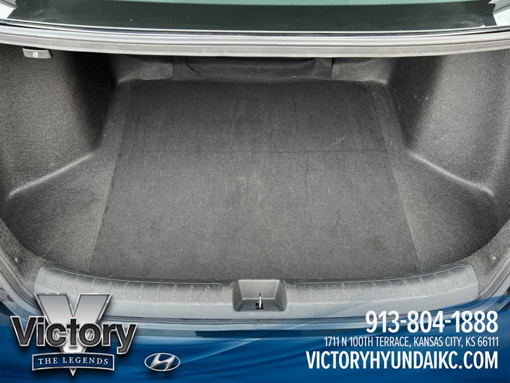 Used 2025  Honda LX image 23