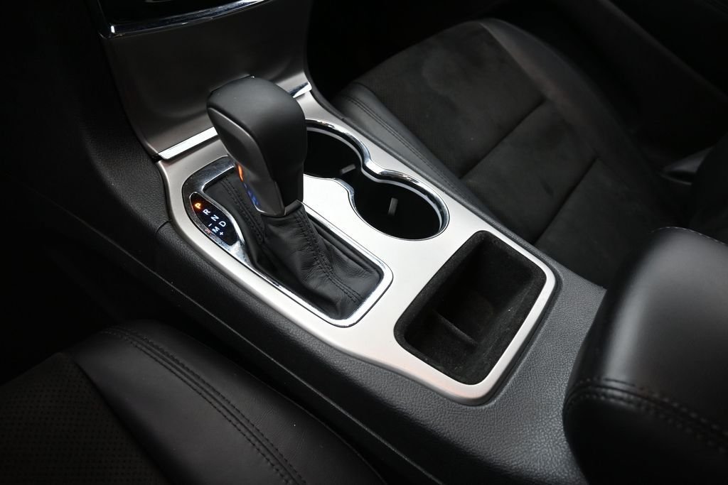 Used 2019 Black Jeep Altitude image 31