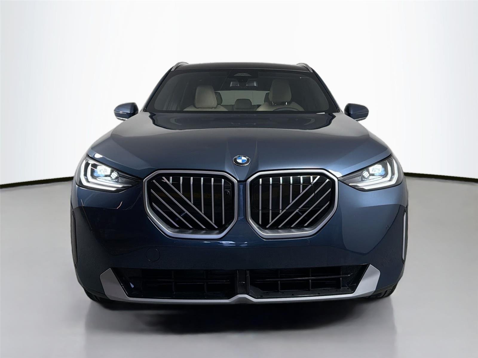 New 2026 Arctic Race Blue Metallic BMW 30 xDrive image 2