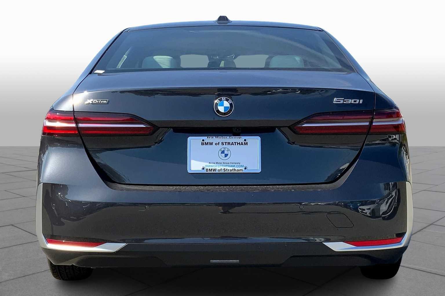 2026 BMW 5 Series 530i - Photo 4