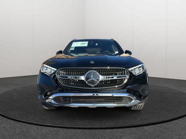 Certified Used 2026 Black Mercedes-Benz GLC 300 image 2