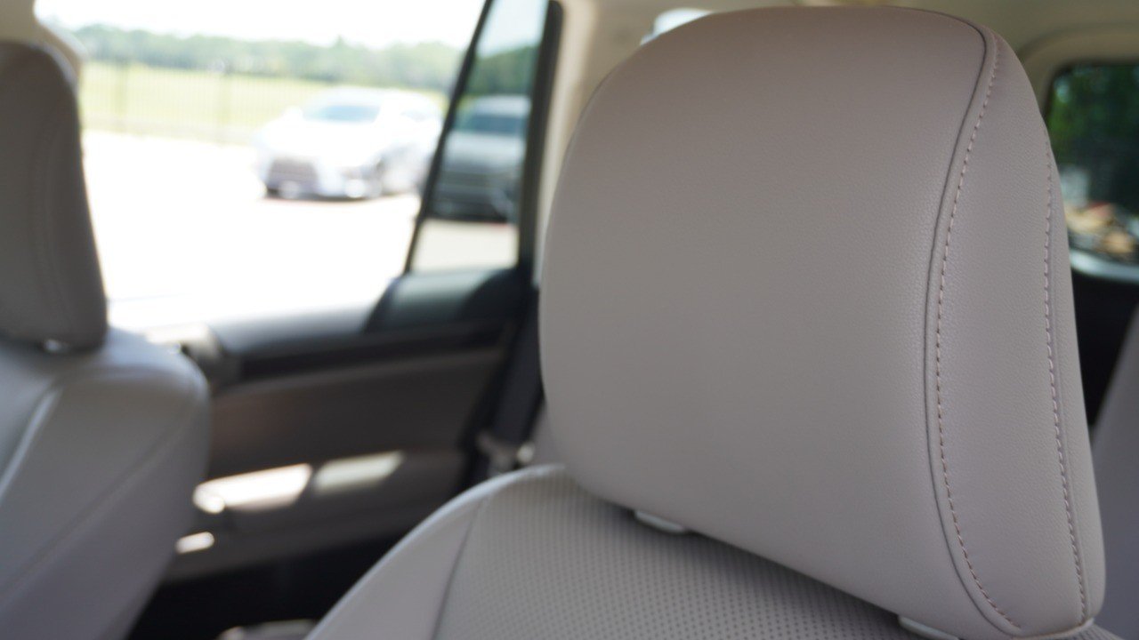 Certified Used 2021 ATOMIC SILVER Lexus GX 460 Premium image 26