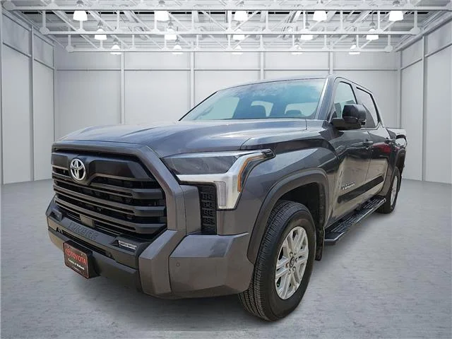 Used 2026 Magnetic Gray Metallic Toyota SR5 4x4 CrewMax 5.5 ft. box 145.7 in. WB image 1