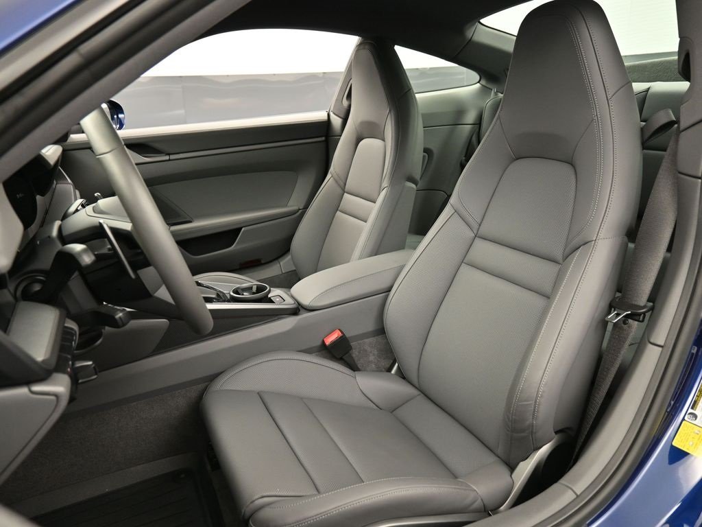 2024 Porsche 911 T 4 photo 4