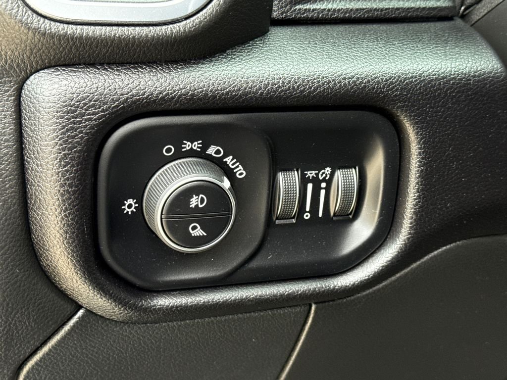 Used 2024 White Ram Laramie image 22