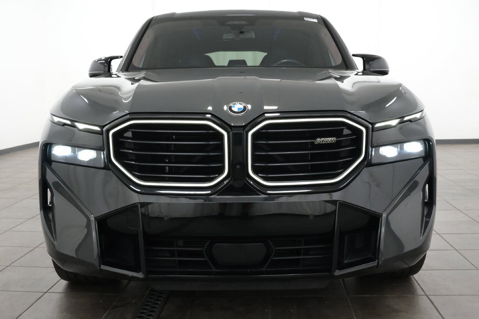 Used 2023 Dravit Gray Metallic BMW Base image 7