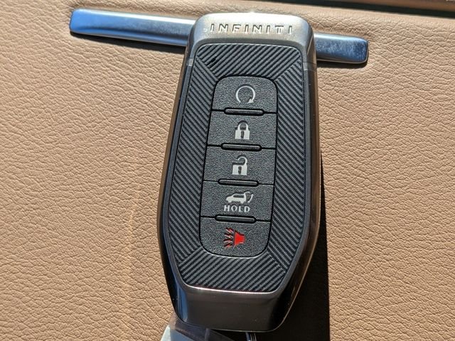 New 2026 Black INFINITI LUXE image 33