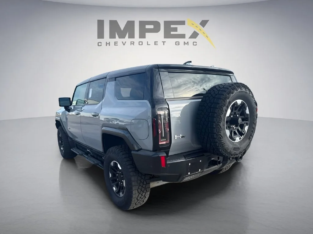 Used 2024 Gray GMC 2X image 3