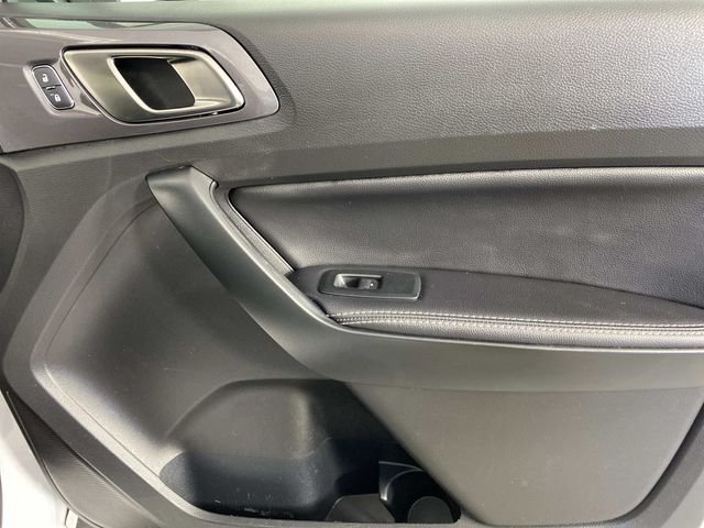 Used 2023 White Ford Lariat image 25