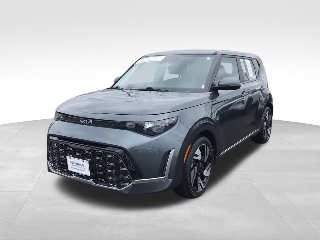 Used 2023 Gray Kia GT-Line image 4